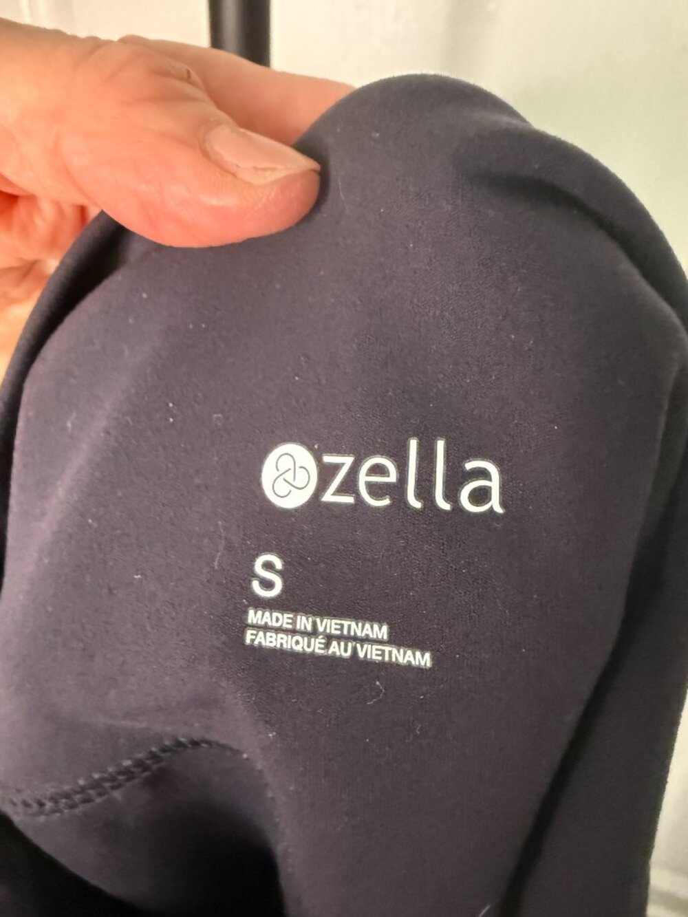 NWT Zella Yoga + Studio High Waist 7/8 Crop Leggings Black- S- MSRP $59 - Picture 10 of 13